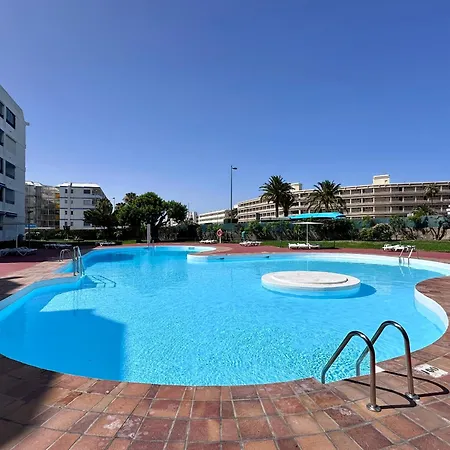 Yumbo Center 1 Bedroom Apartment *